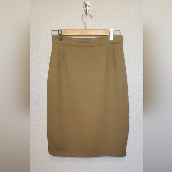 Byblos Dresses & Skirts - Byblos Silk Khaki Green Knee-Length Perfect Pencil Skirt Size 4 (42 EU)
